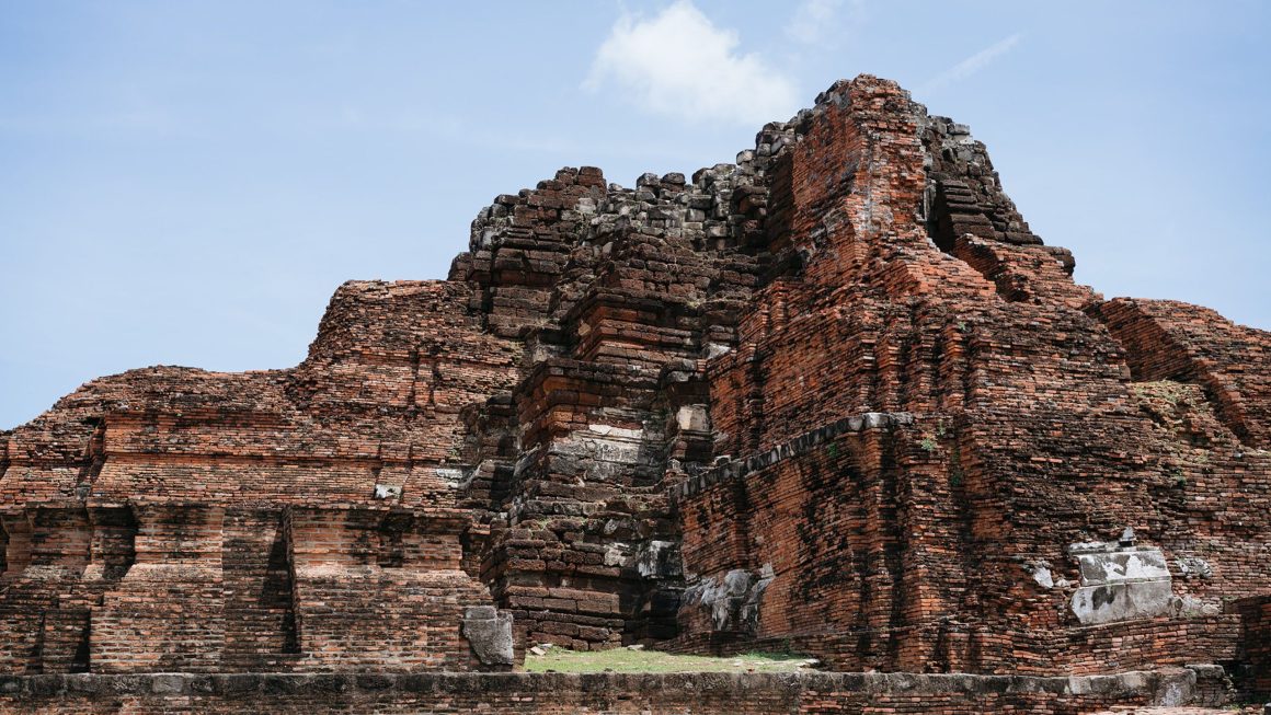 As 10 Melhores Pontes Arquitetônicas em Canyons Profundos
