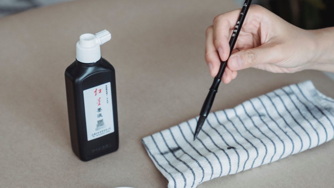 As 5 Melhores Estilos de Caligrafia Tradicional da Arte Árabe, Chinesa e Japonesa