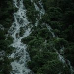 As 8 Melhores Expedições de Caminhadas em Cachoeiras na Selva Tropical