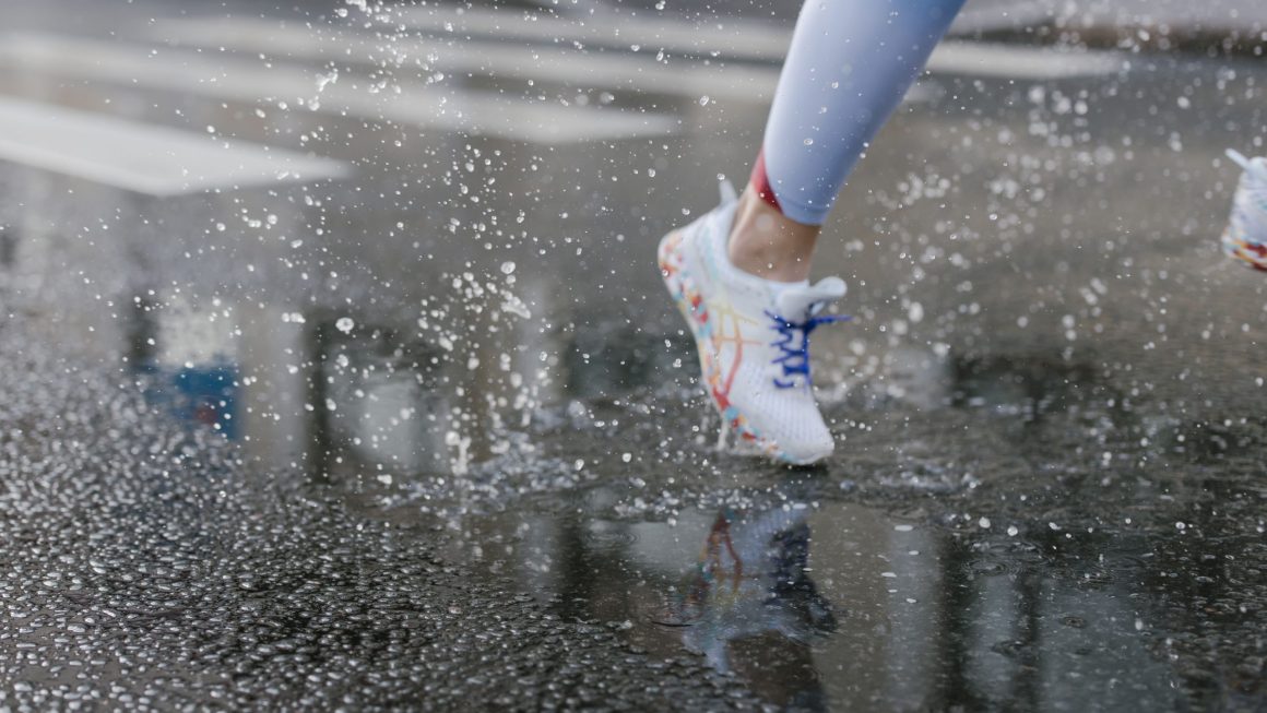 As 8 Melhores Meias que Absorvem a Umidade para Treinamento de Maratona
