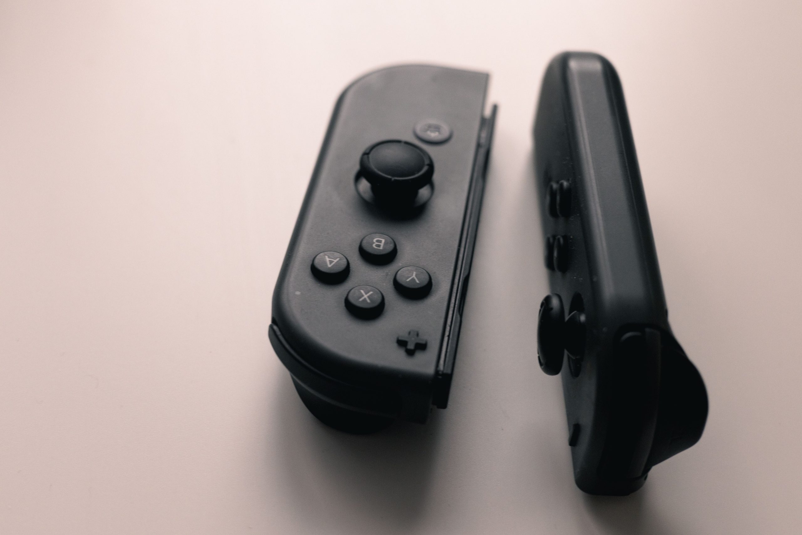 As 8 Melhores Modificações de Carcaça e Botões para Consoles Portáteis