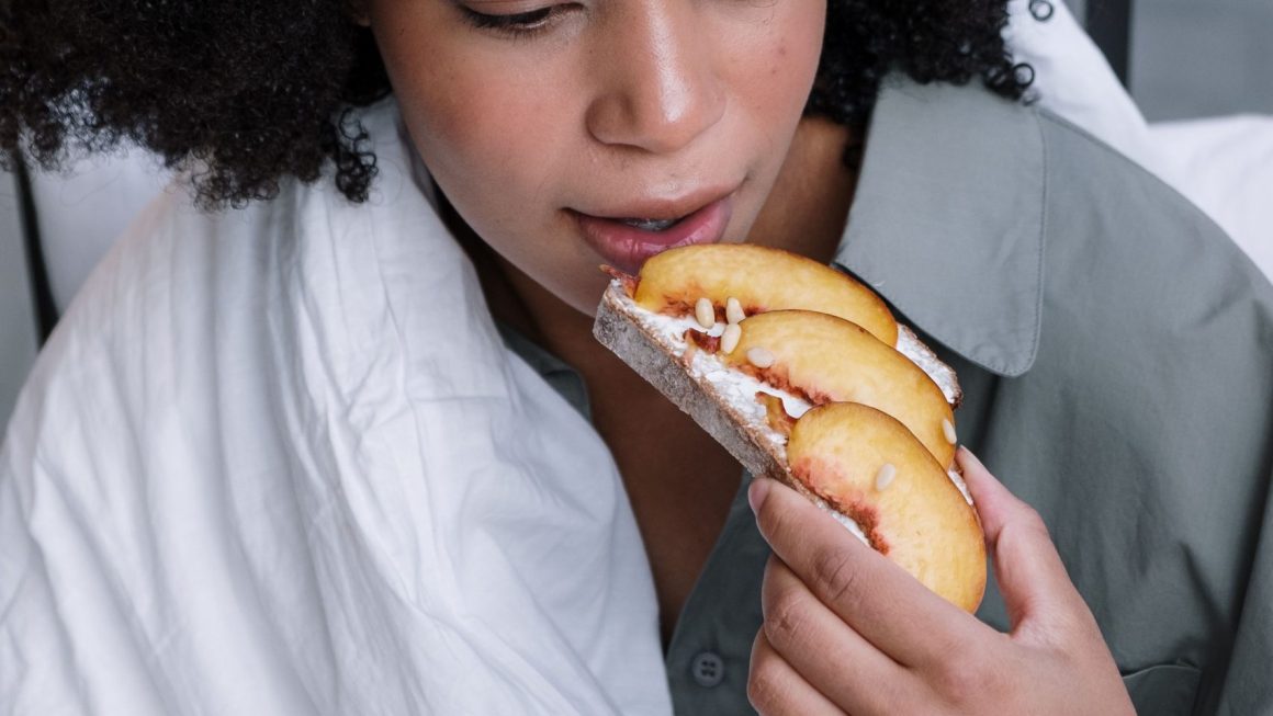 Os 10 Melhores Lanches Noturnos para Recuperação Muscular Durante o Sono