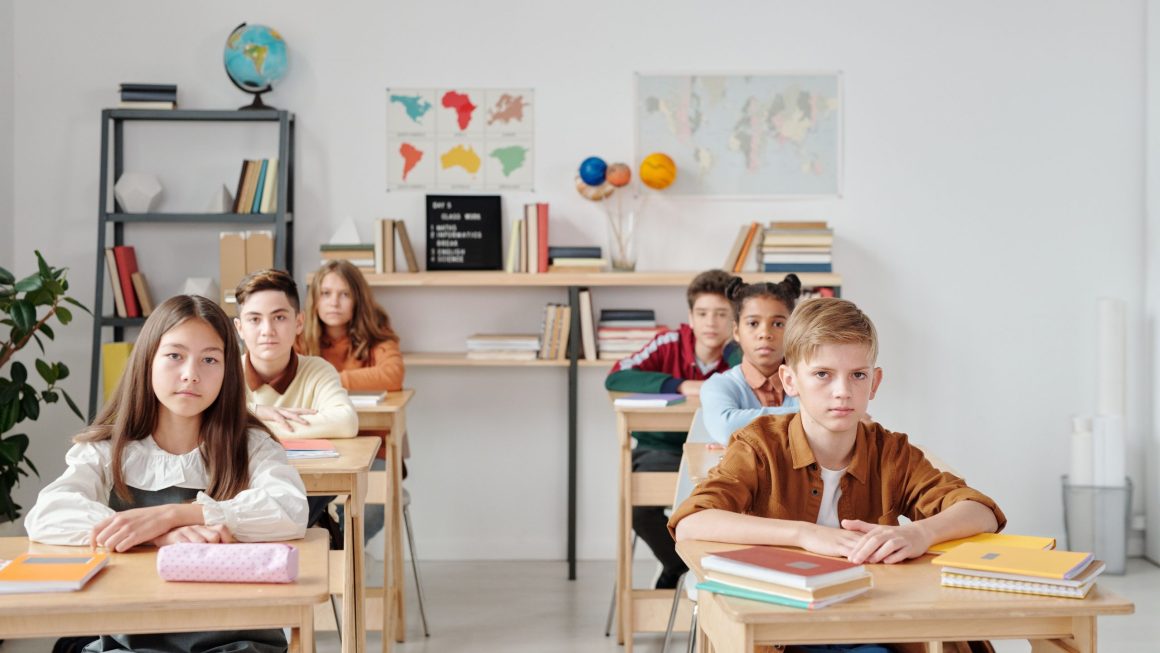 Os 10 Melhores Modelos de Equidade Educacional e Reforma de Financiamento Escolar