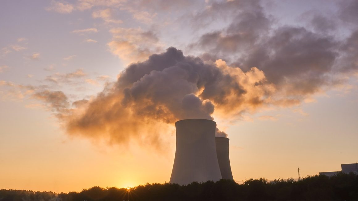 Os 10 Melhores Resumos de Reatores de Fusão em Engenharia Nuclear Avançada