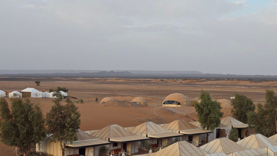 Os 5 Melhores Glampings de Luxo no Deserto: Experiências Inesquecíveis