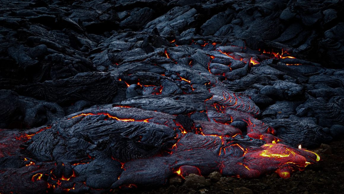 Os 6 Principais Artigos sobre Medição da Taxa de Desgaseificação do Magma na Volcanologia