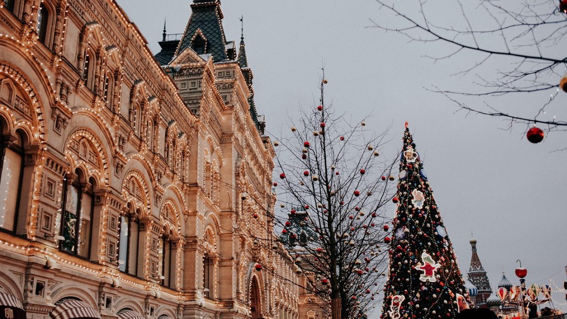 As 10 Melhores Praças de Festividades de Fim de Ano no Inverno