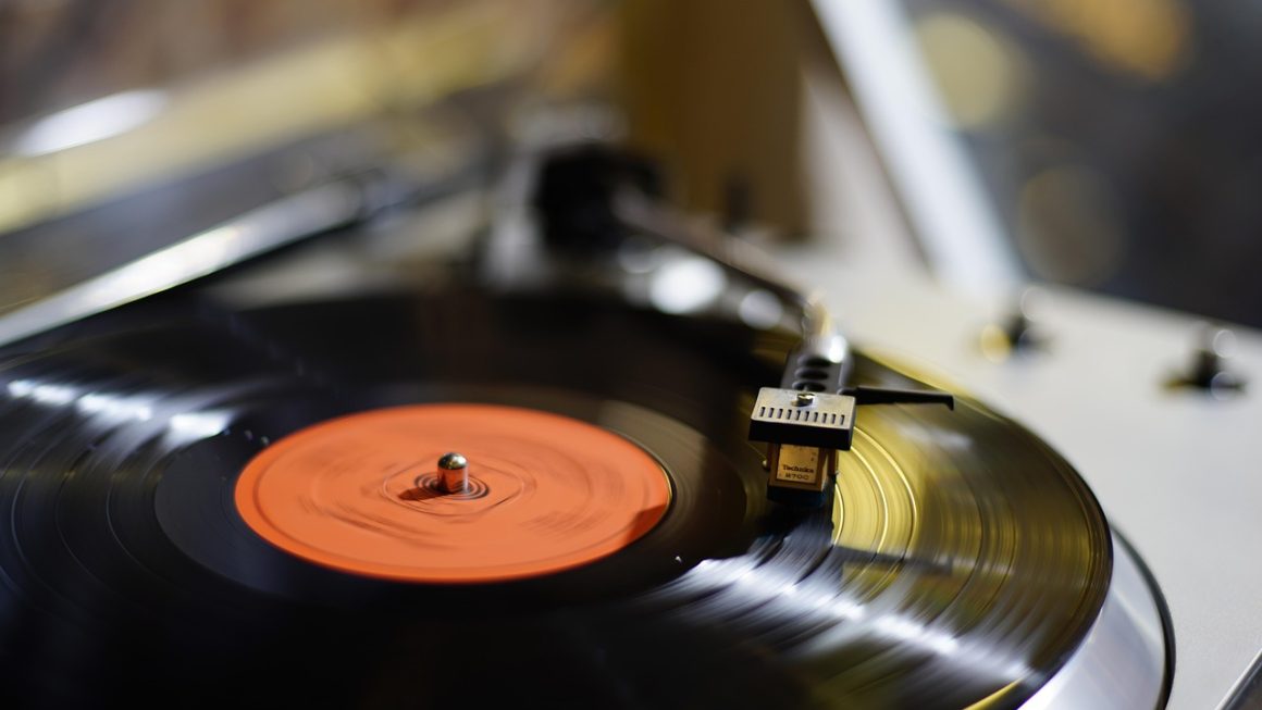 As 10 Melhores Caixas de Assinatura de Vinil para Descobertas Musicais