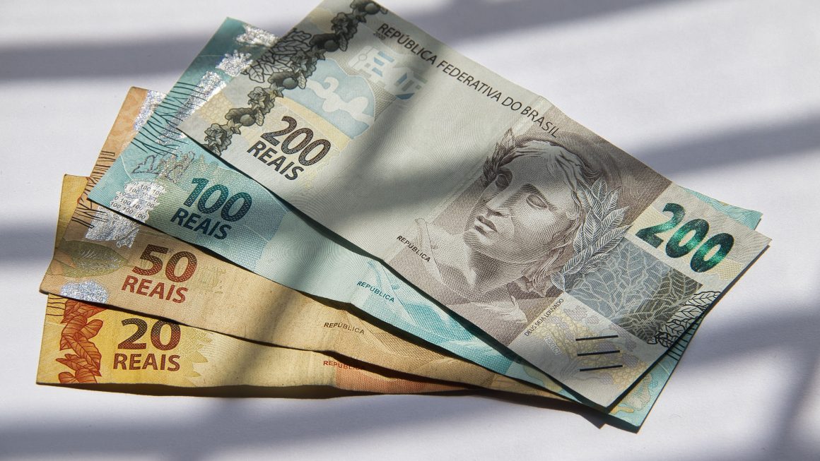As 5 Melhores Políticas de Apoio para Áreas Economicamente Distressadas no Brasil
