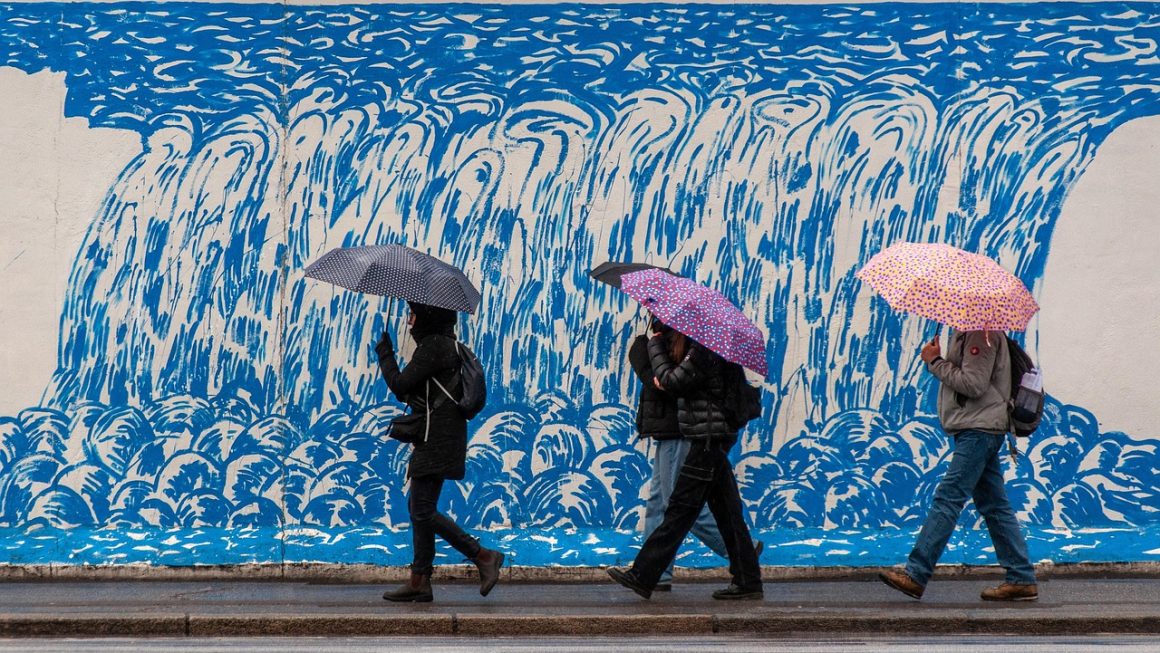 Os 8 Melhores Passeios a Pé pelos Murais e Arte de Rua