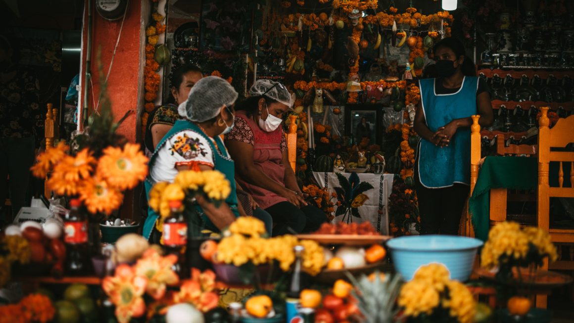 As 5 Principais Práticas de Veneração de Ancestrais e Costumes do Dia dos Mortos